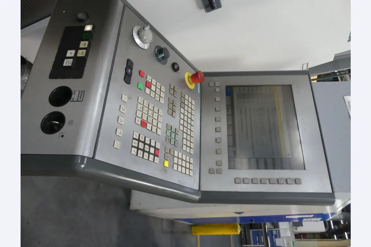 Centres d'usinage, machines d'usinage des métaux et lignes de production de l'industrie automobile-9