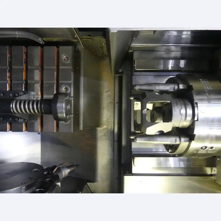 Centres d'usinage, machines d'usinage des métaux et lignes de production de l'industrie automobile-11