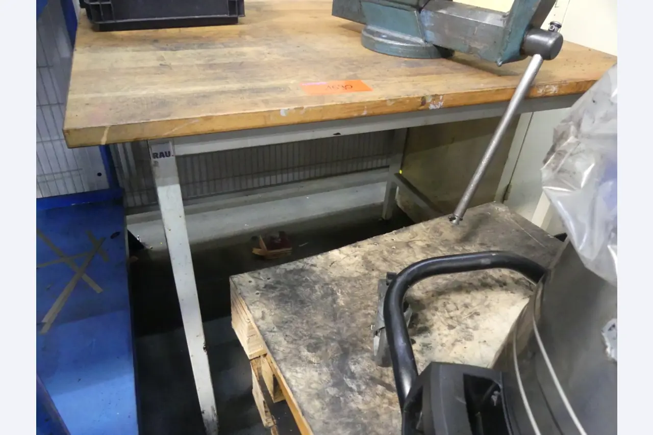 Centres d'usinage, machines d'usinage des métaux et lignes de production de l'industrie automobile-2