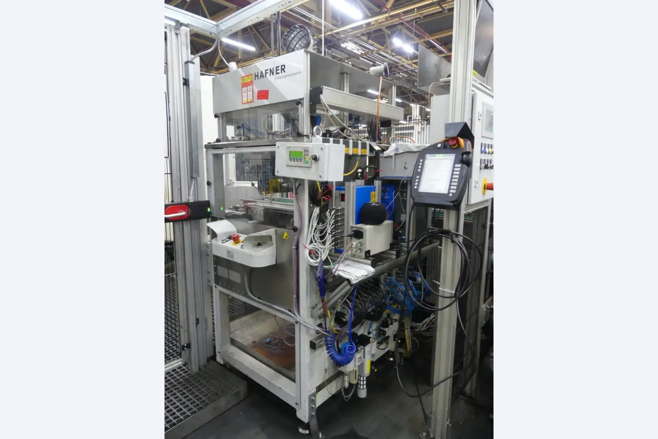 Centres d'usinage, machines d'usinage des métaux et lignes de production de l'industrie automobile-6