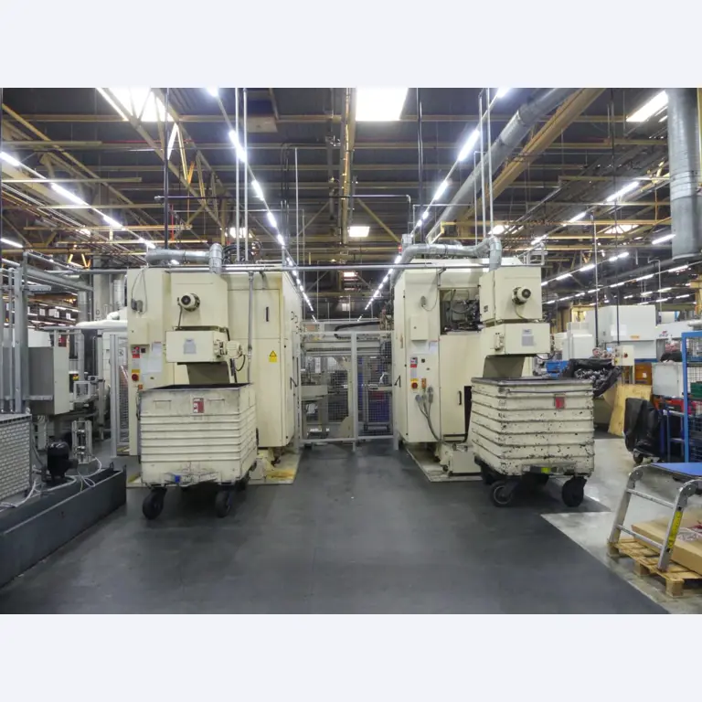Centres d'usinage, machines d'usinage des métaux et lignes de production de l'industrie automobile-12