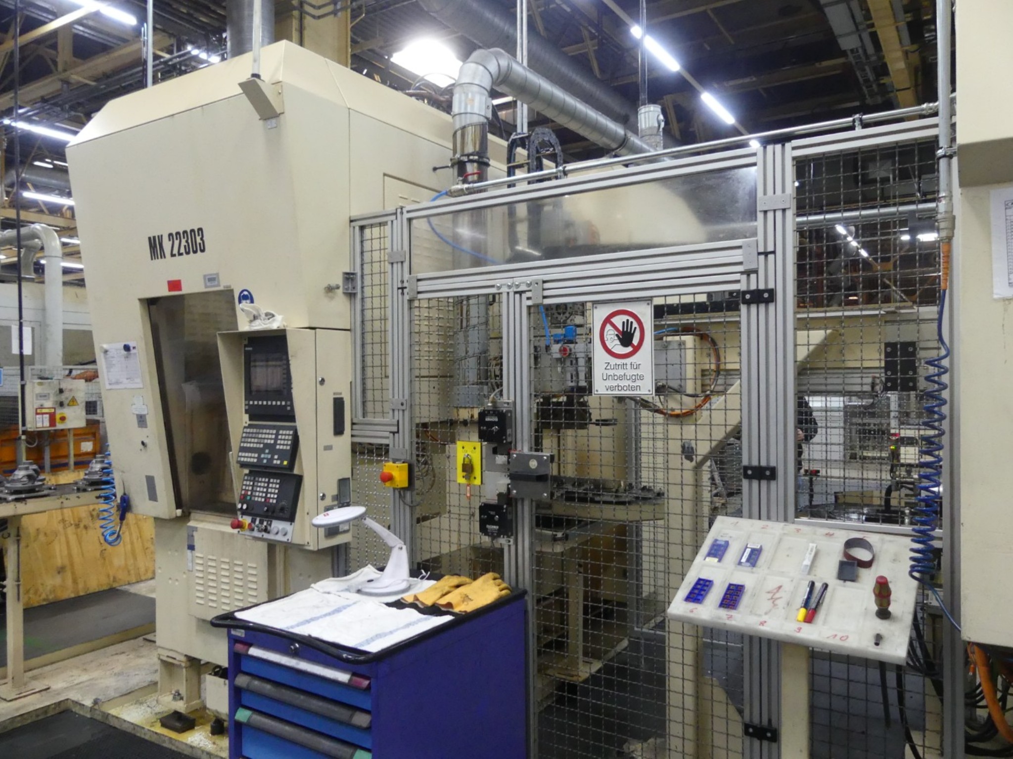 Centres d'usinage, machines d'usinage des métaux et lignes de production de l'industrie automobile-1