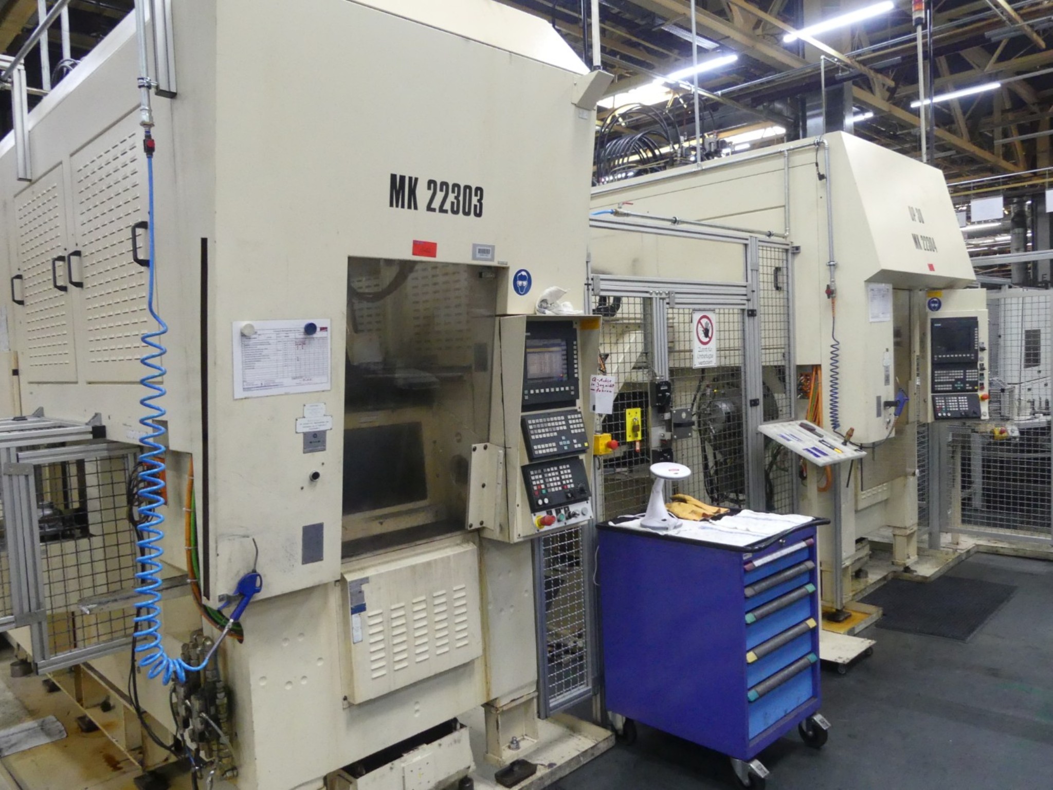 Centres d'usinage, machines d'usinage des métaux et lignes de production de l'industrie automobile-7