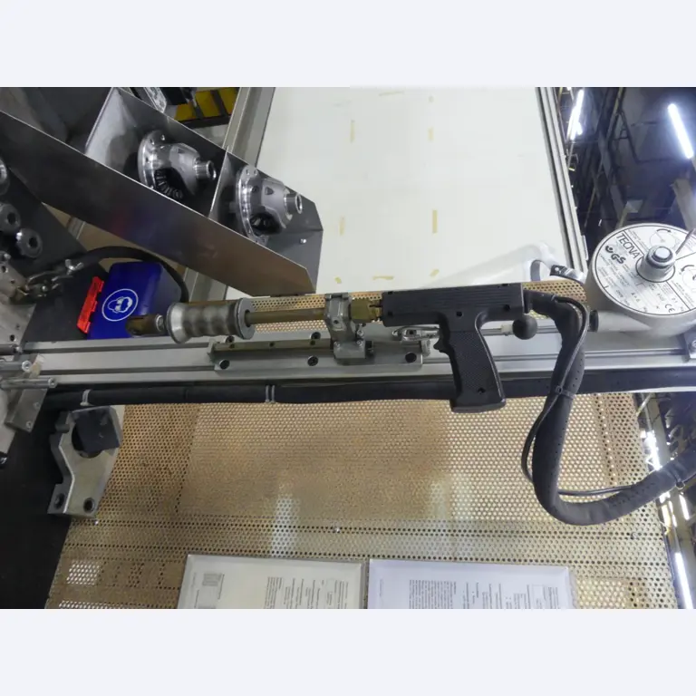 Centres d'usinage, machines d'usinage des métaux et lignes de production de l'industrie automobile-3