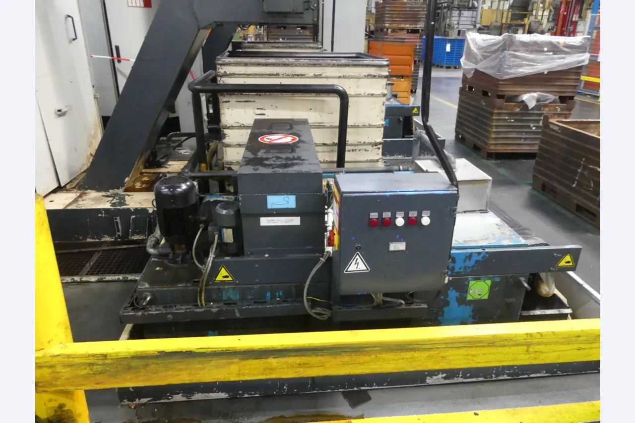 Centres d'usinage, machines d'usinage des métaux et lignes de production de l'industrie automobile-7