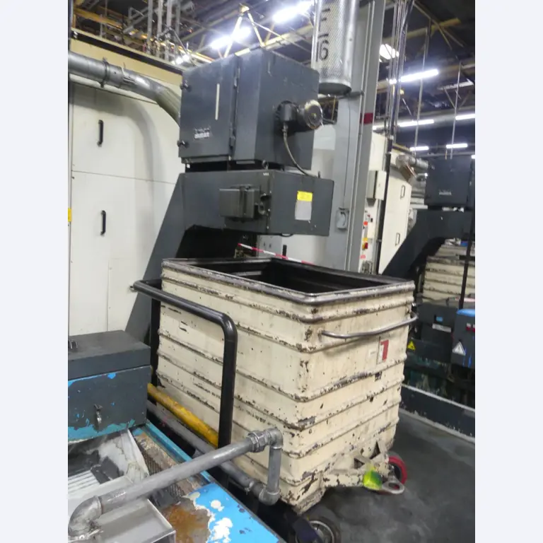Centres d'usinage, machines d'usinage des métaux et lignes de production de l'industrie automobile-8
