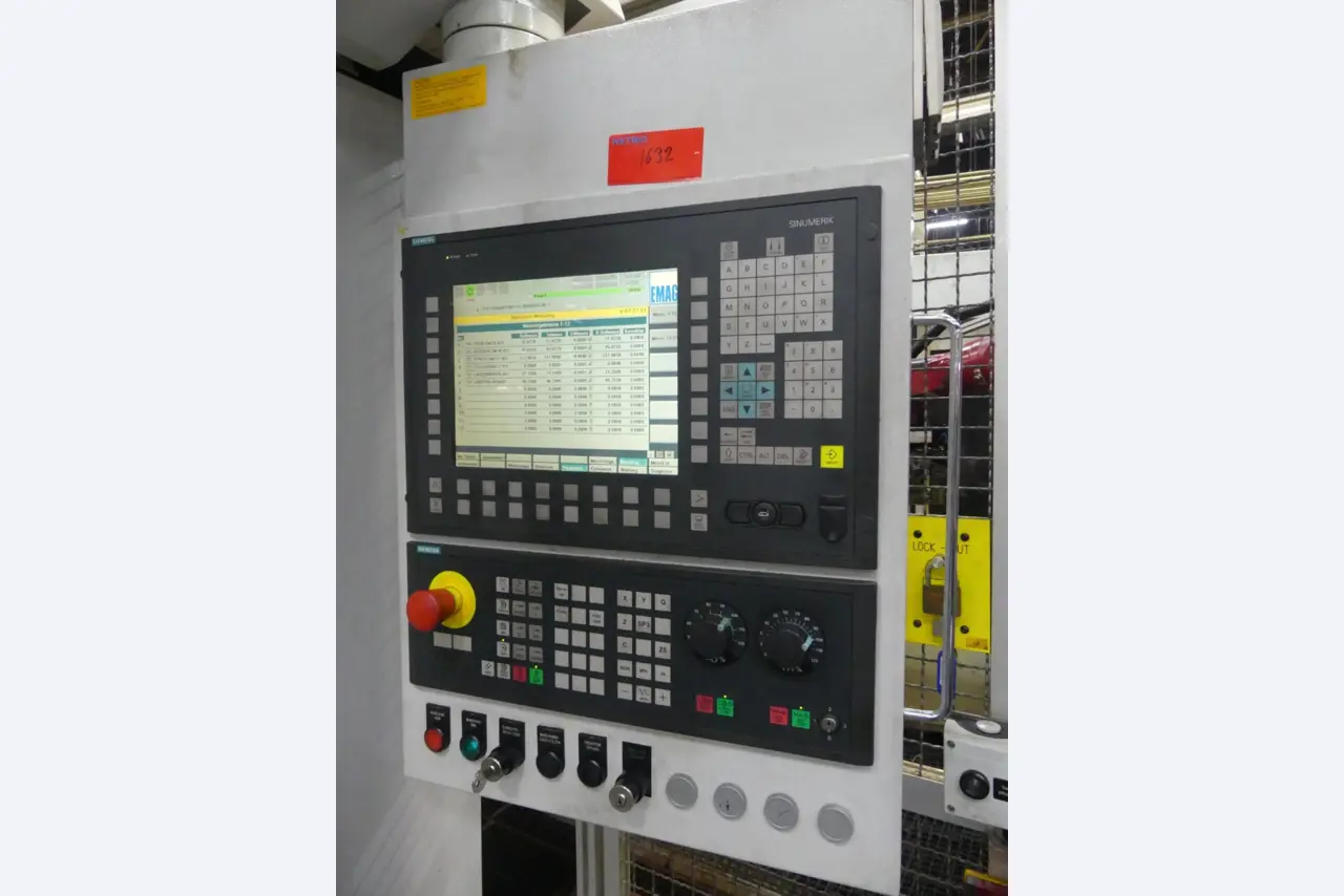 Centres d'usinage, machines d'usinage des métaux et lignes de production de l'industrie automobile-2