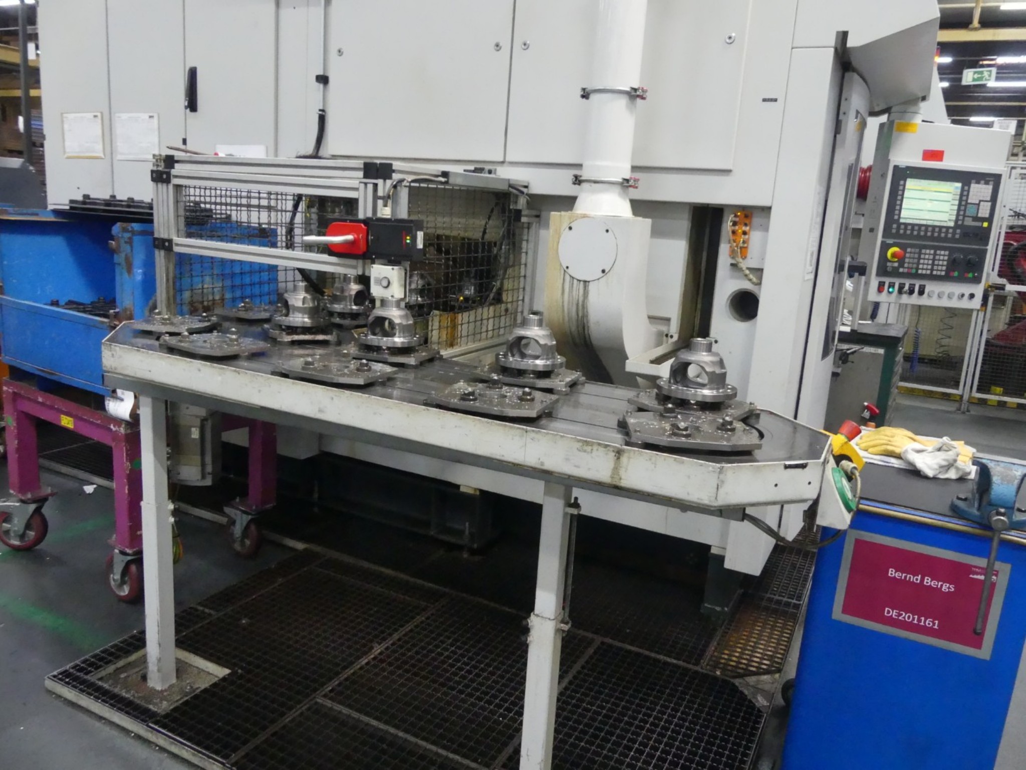 Centres d'usinage, machines d'usinage des métaux et lignes de production de l'industrie automobile-1