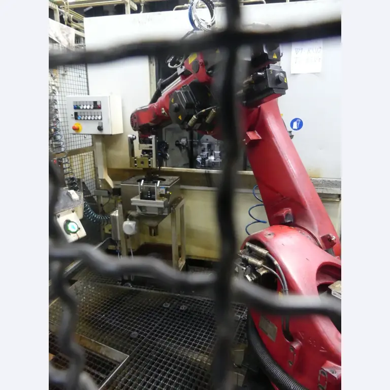 Centres d'usinage, machines d'usinage des métaux et lignes de production de l'industrie automobile-11