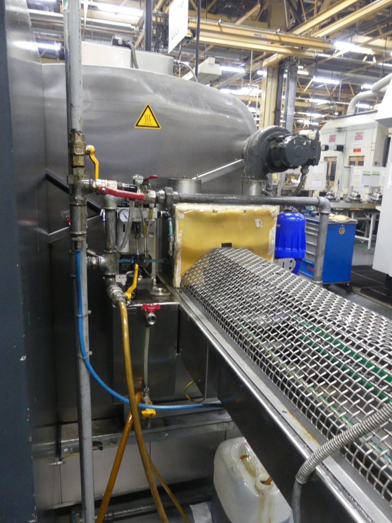 Centres d'usinage, machines d'usinage des métaux et lignes de production de l'industrie automobile-3