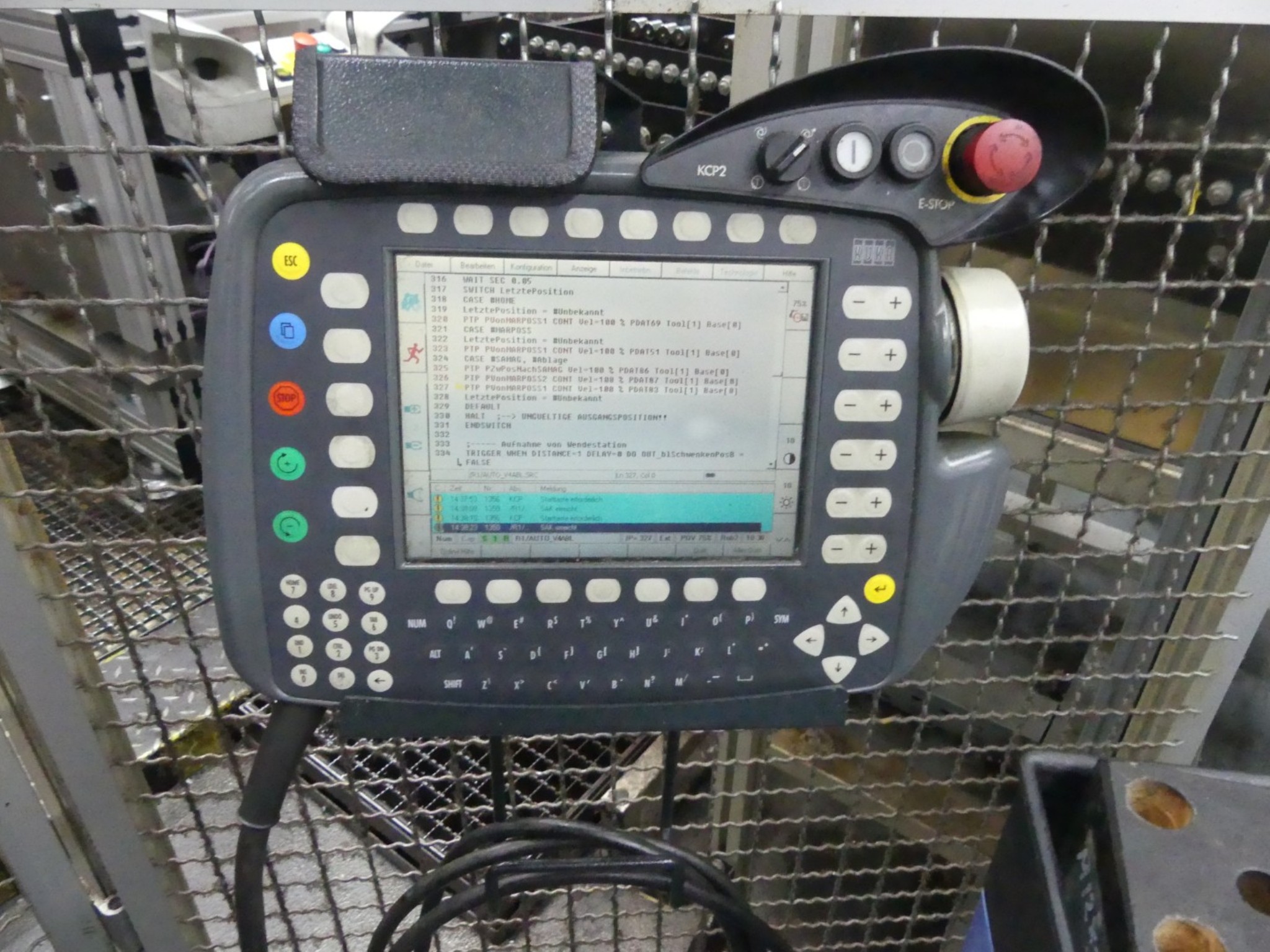 Centres d'usinage, machines d'usinage des métaux et lignes de production de l'industrie automobile-6