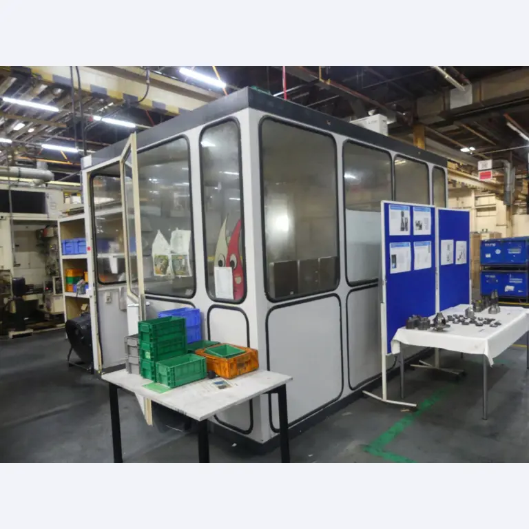 Centres d'usinage, machines d'usinage des métaux et lignes de production de l'industrie automobile-1