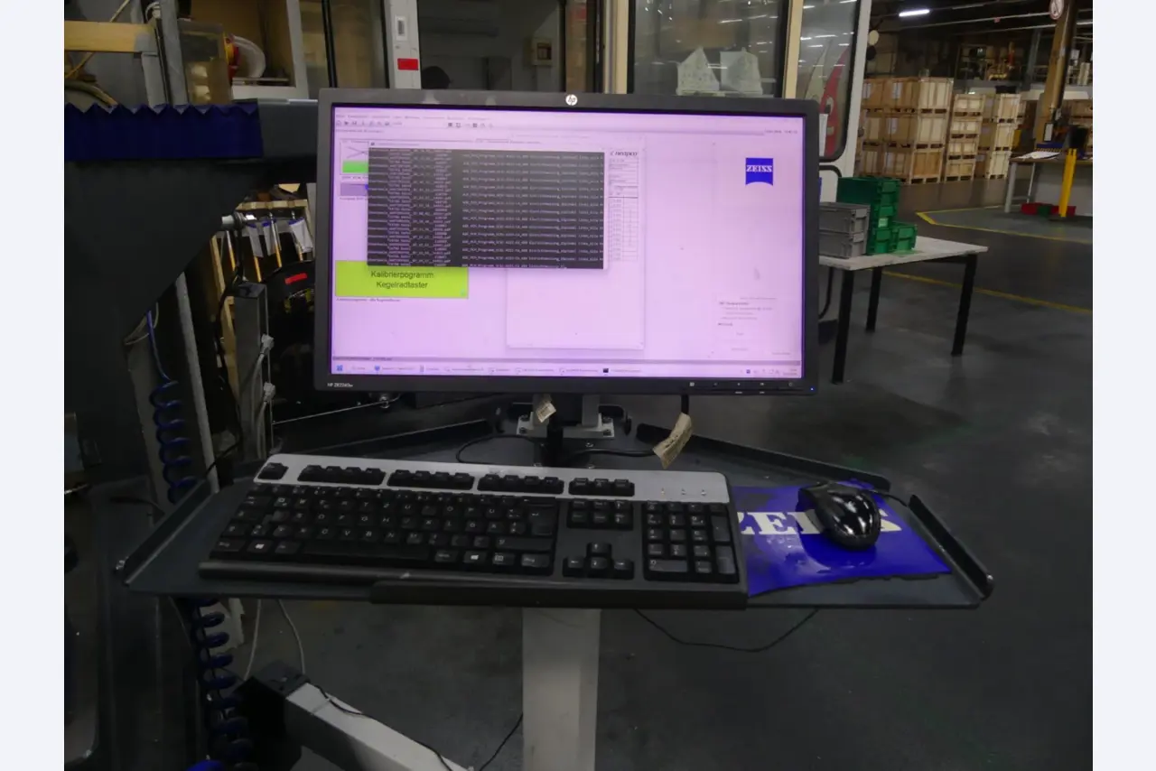 Centres d'usinage, machines d'usinage des métaux et lignes de production de l'industrie automobile-3