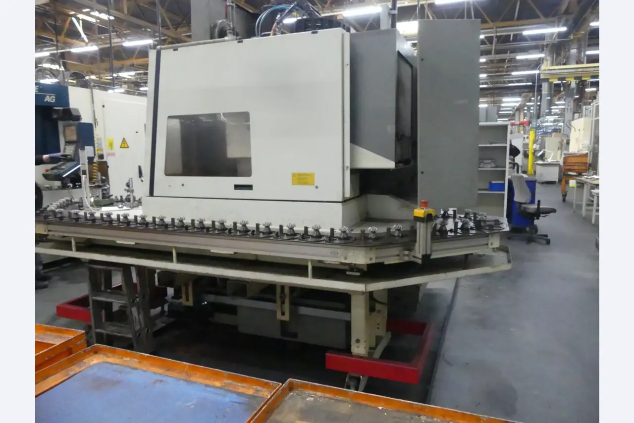 Centres d'usinage, machines d'usinage des métaux et lignes de production de l'industrie automobile-8