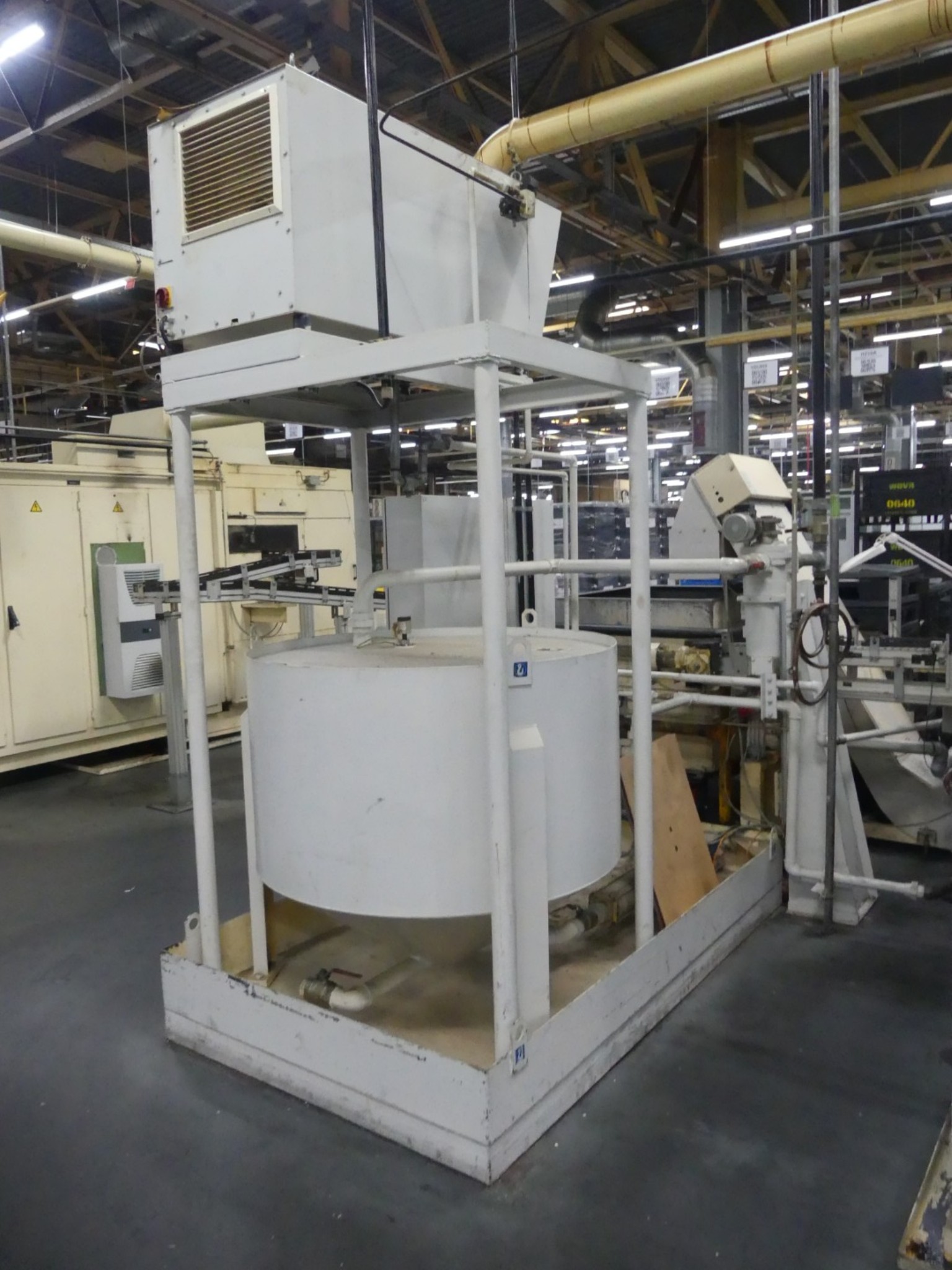 Centres d'usinage, machines d'usinage des métaux et lignes de production de l'industrie automobile-9