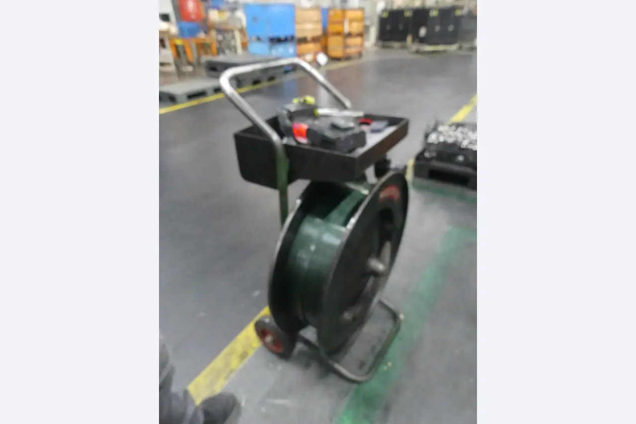 Centres d'usinage, machines d'usinage des métaux et lignes de production de l'industrie automobile-1