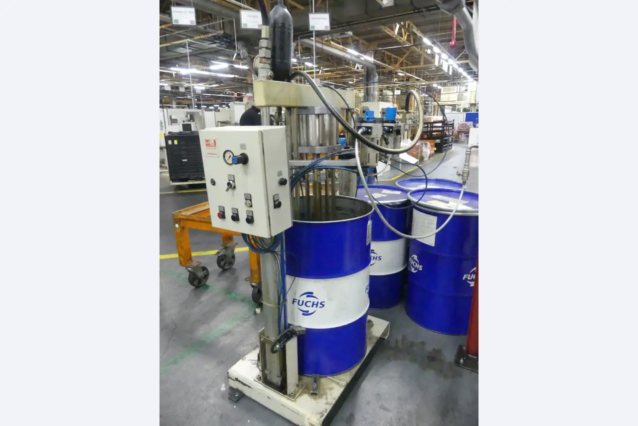 Centres d'usinage, machines d'usinage des métaux et lignes de production de l'industrie automobile-6