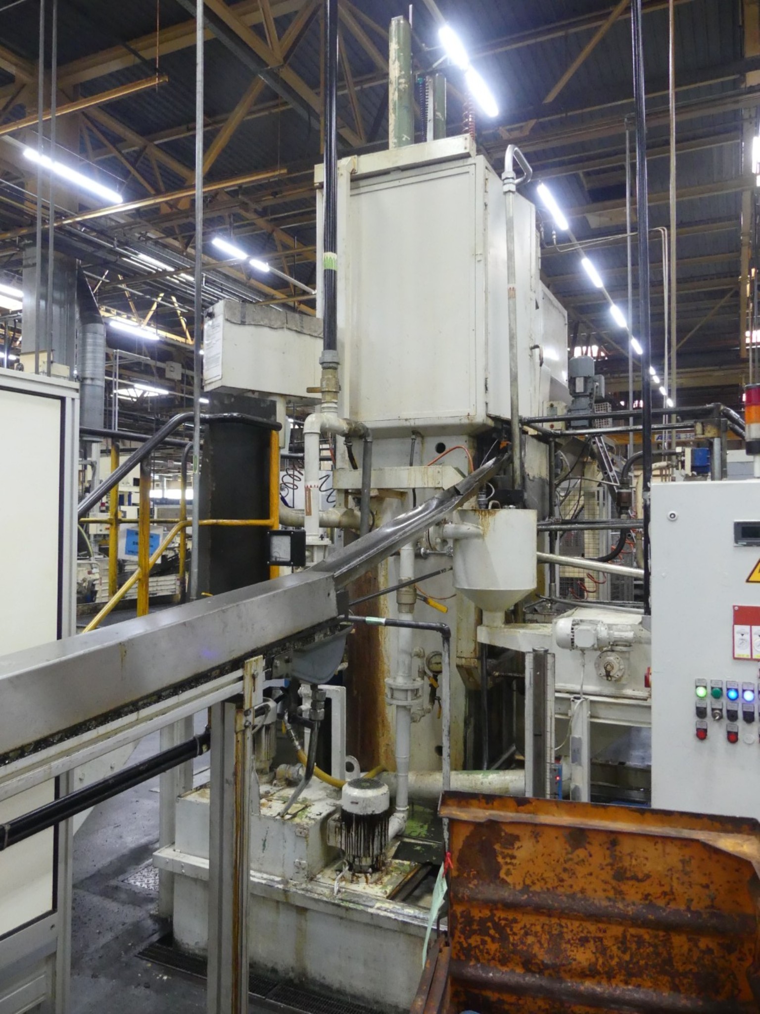 Centres d'usinage, machines d'usinage des métaux et lignes de production de l'industrie automobile-5