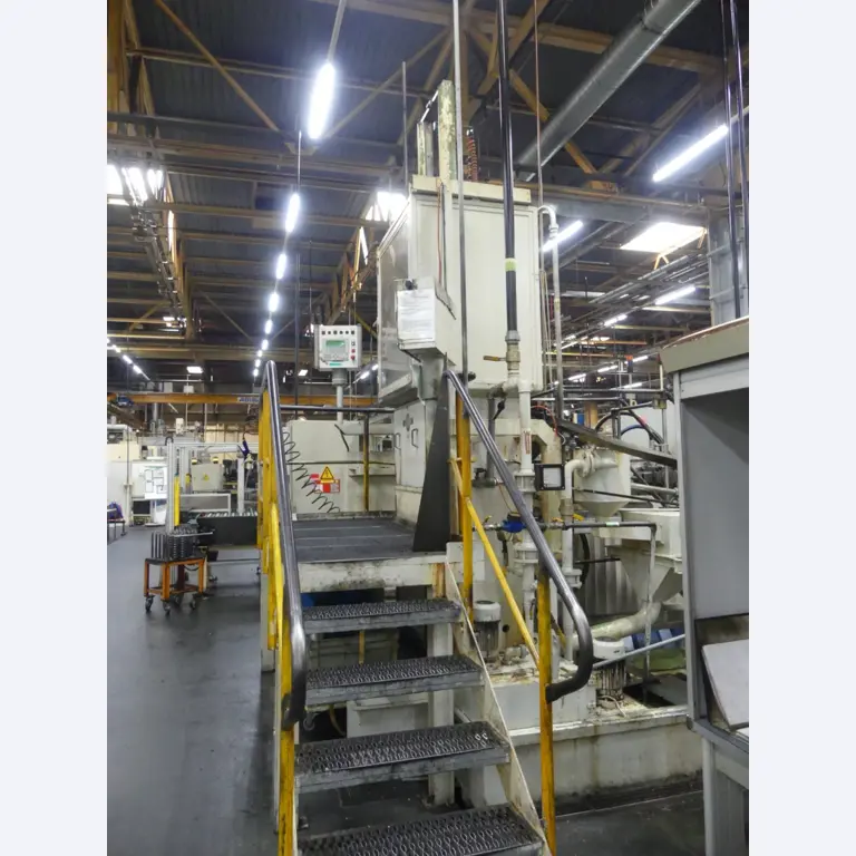 Centres d'usinage, machines d'usinage des métaux et lignes de production de l'industrie automobile-6