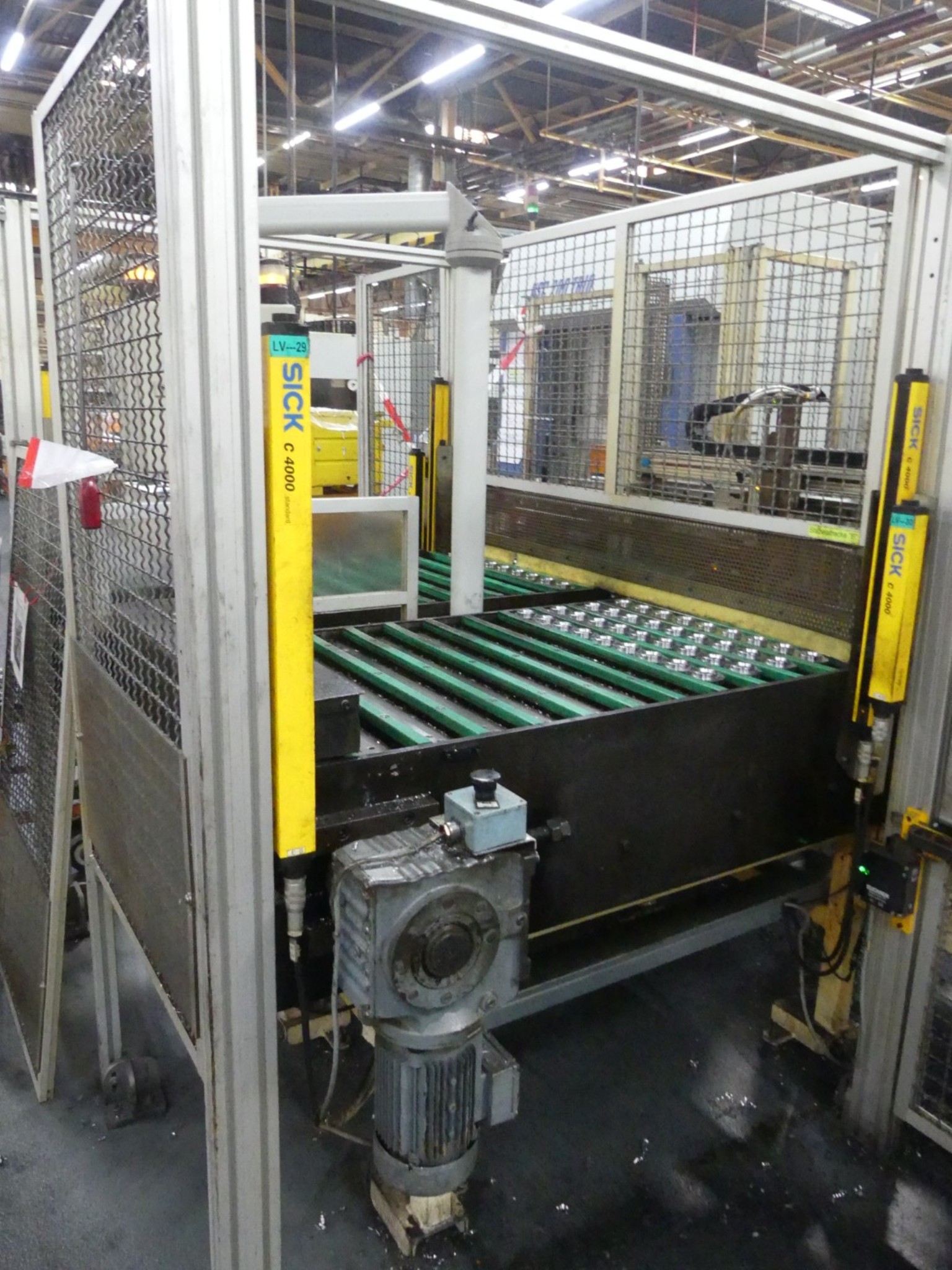Centres d'usinage, machines d'usinage des métaux et lignes de production de l'industrie automobile-8