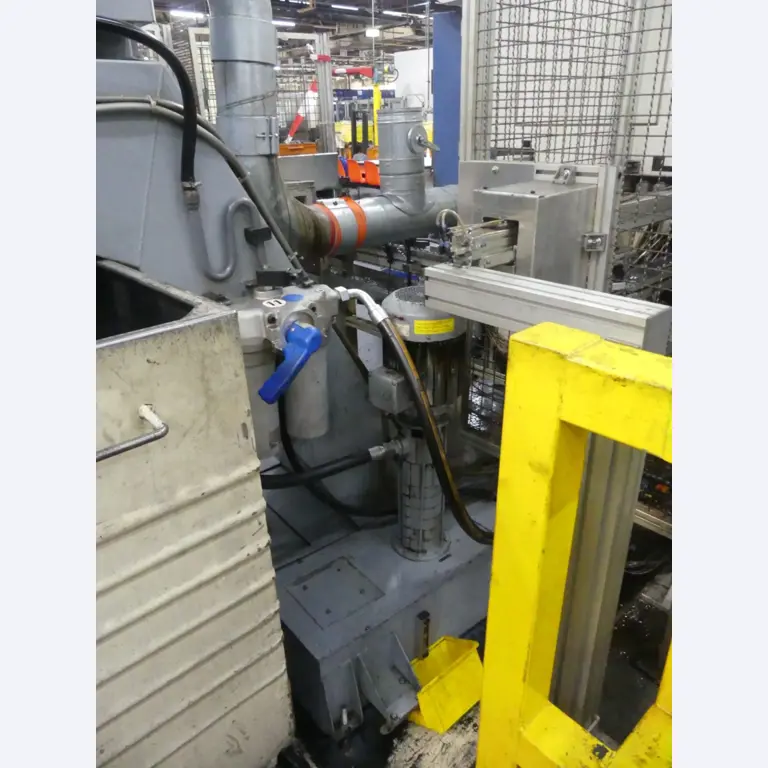 Centres d'usinage, machines d'usinage des métaux et lignes de production de l'industrie automobile-6