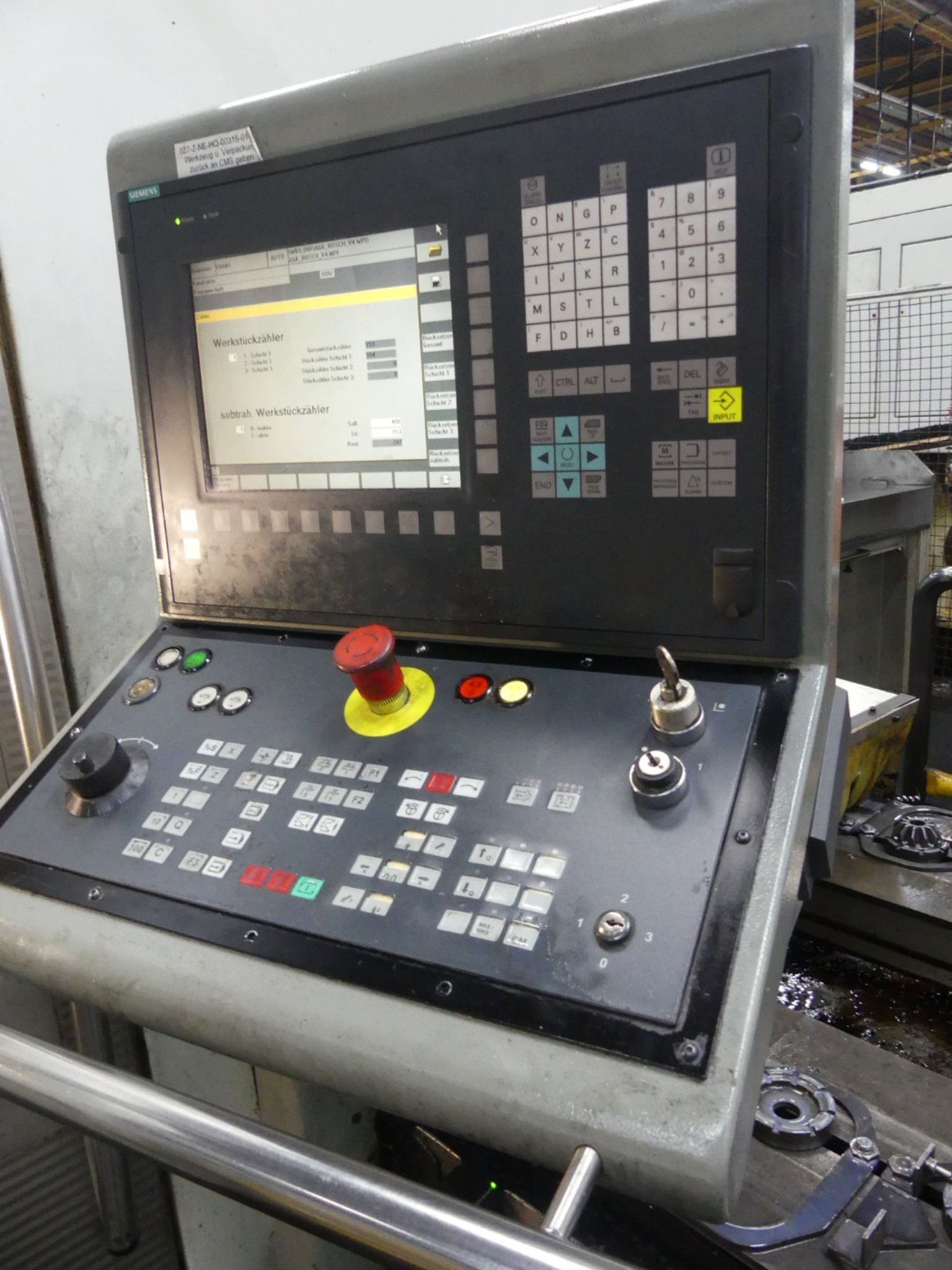 Centres d'usinage, machines d'usinage des métaux et lignes de production de l'industrie automobile-3