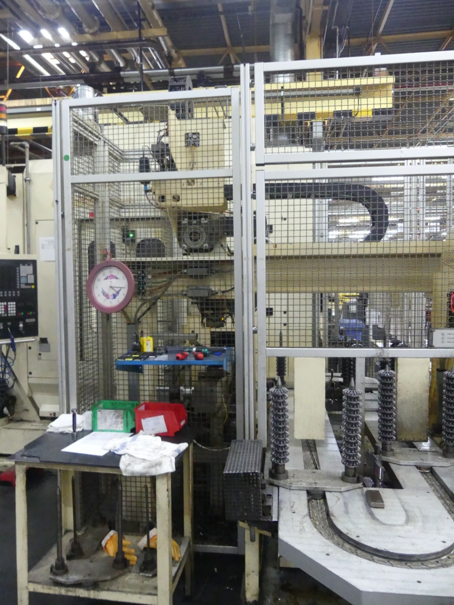 Centres d'usinage, machines d'usinage des métaux et lignes de production de l'industrie automobile-4