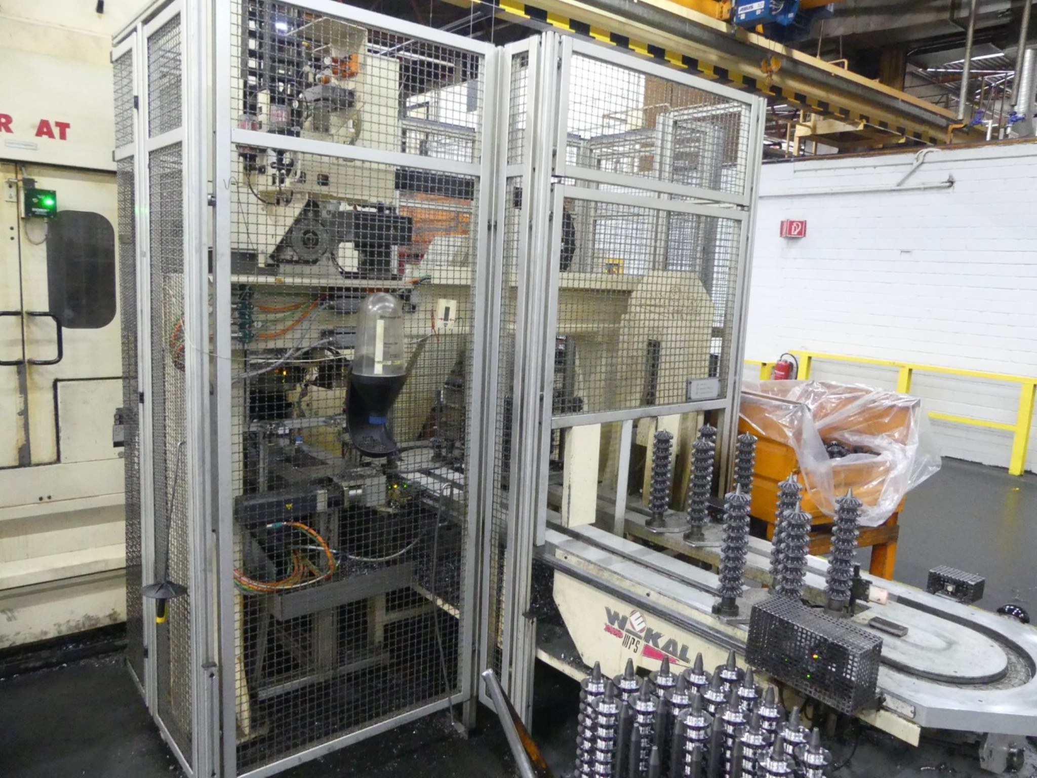 Centres d'usinage, machines d'usinage des métaux et lignes de production de l'industrie automobile-3