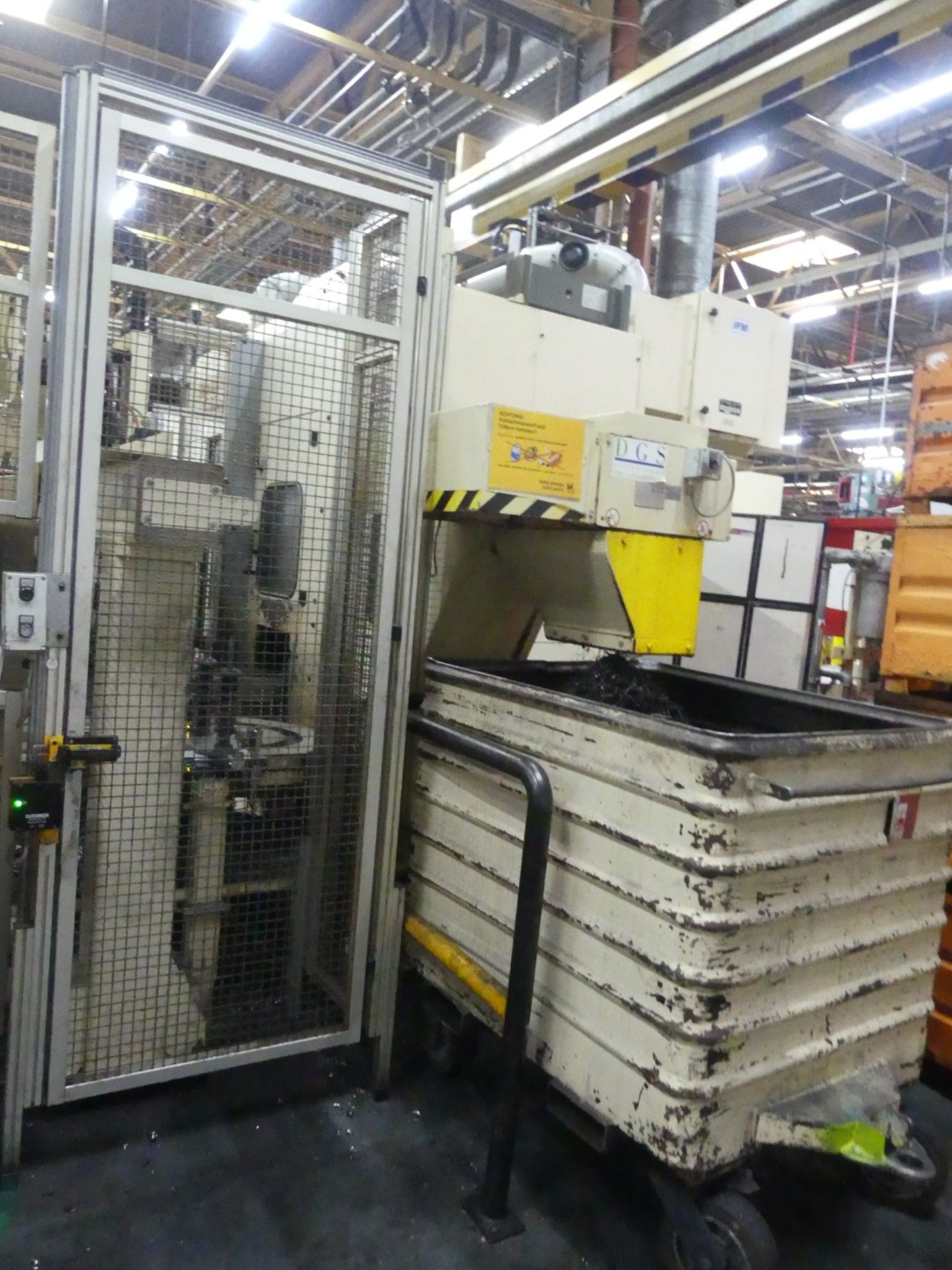 Centres d'usinage, machines d'usinage des métaux et lignes de production de l'industrie automobile-7