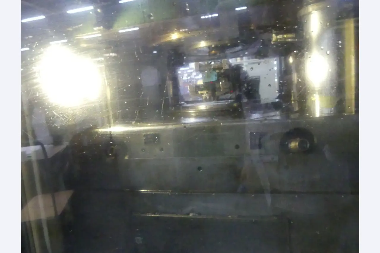 Centres d'usinage, machines d'usinage des métaux et lignes de production de l'industrie automobile-5