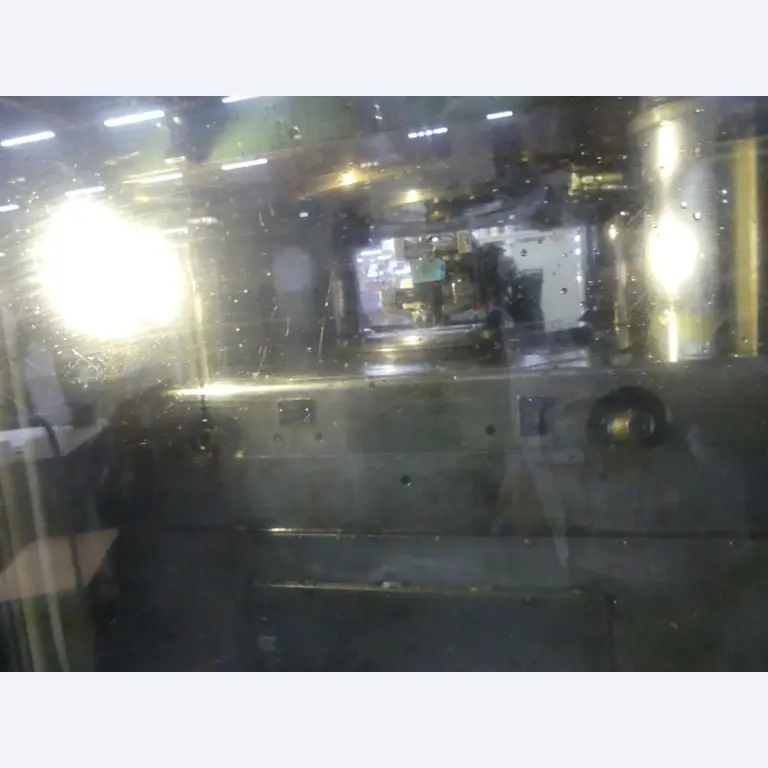 Centres d'usinage, machines d'usinage des métaux et lignes de production de l'industrie automobile-5
