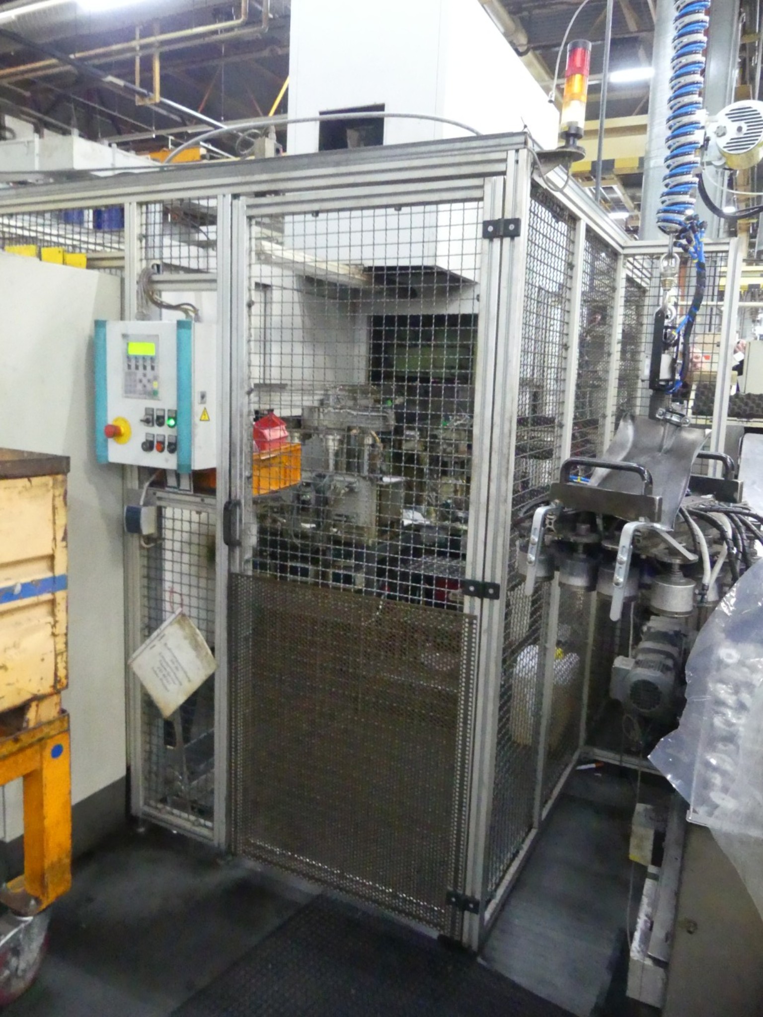 Centres d'usinage, machines d'usinage des métaux et lignes de production de l'industrie automobile-1