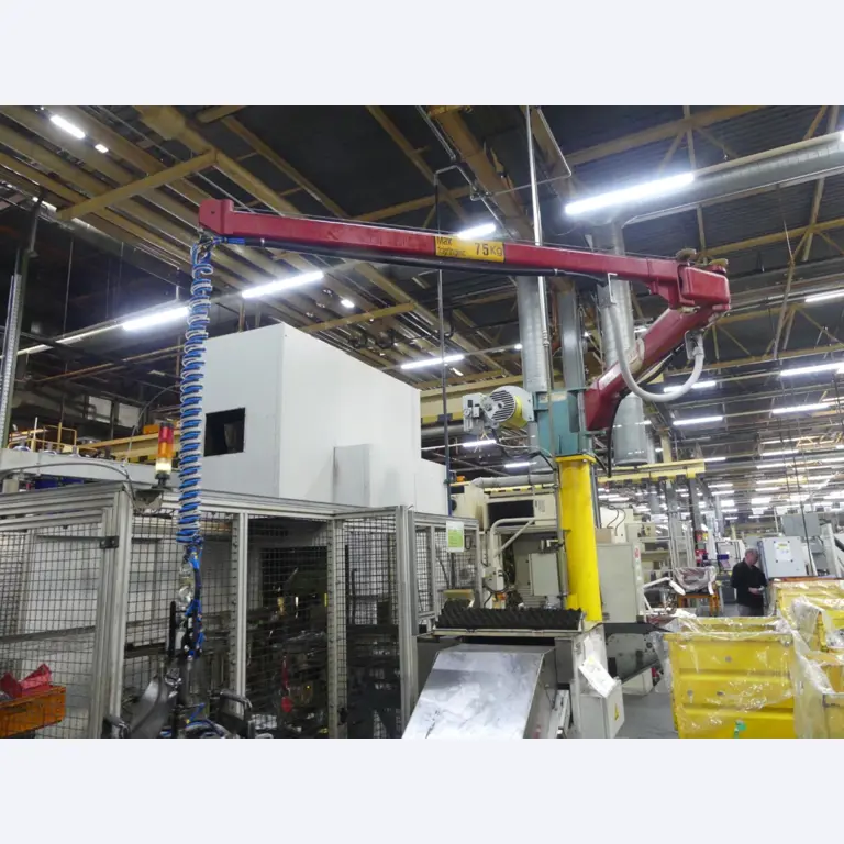 Centres d'usinage, machines d'usinage des métaux et lignes de production de l'industrie automobile-3