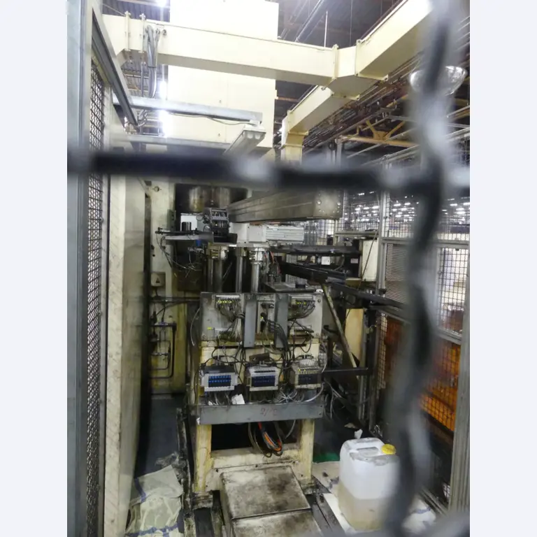Centres d'usinage, machines d'usinage des métaux et lignes de production de l'industrie automobile-3