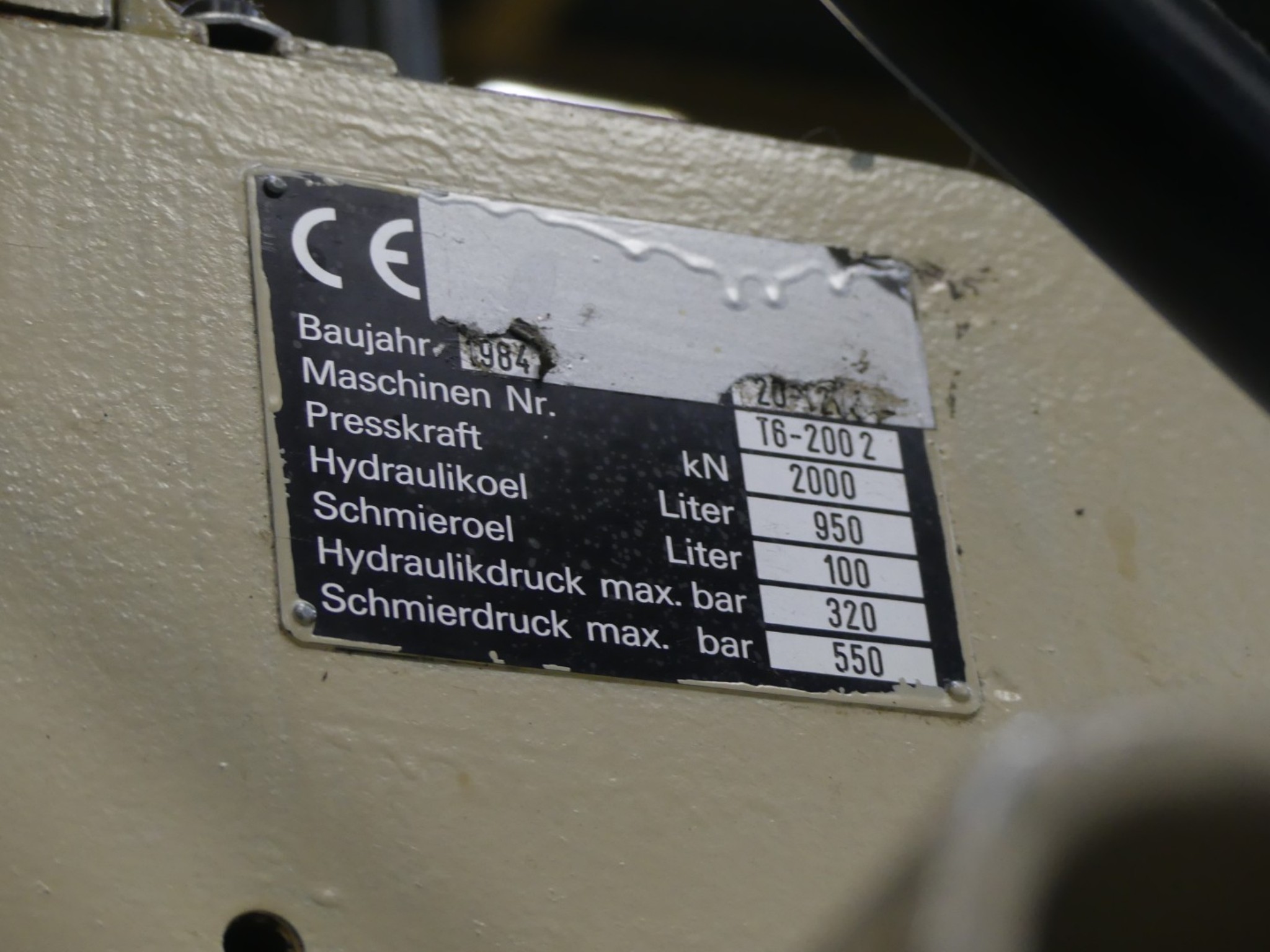 Centres d'usinage, machines d'usinage des métaux et lignes de production de l'industrie automobile-8
