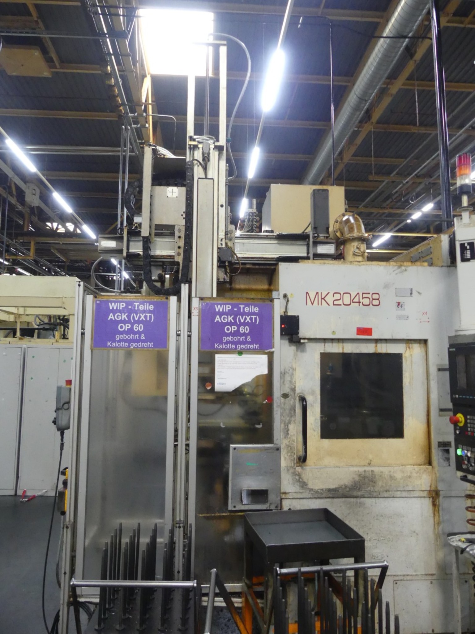 Centres d'usinage, machines d'usinage des métaux et lignes de production de l'industrie automobile-2