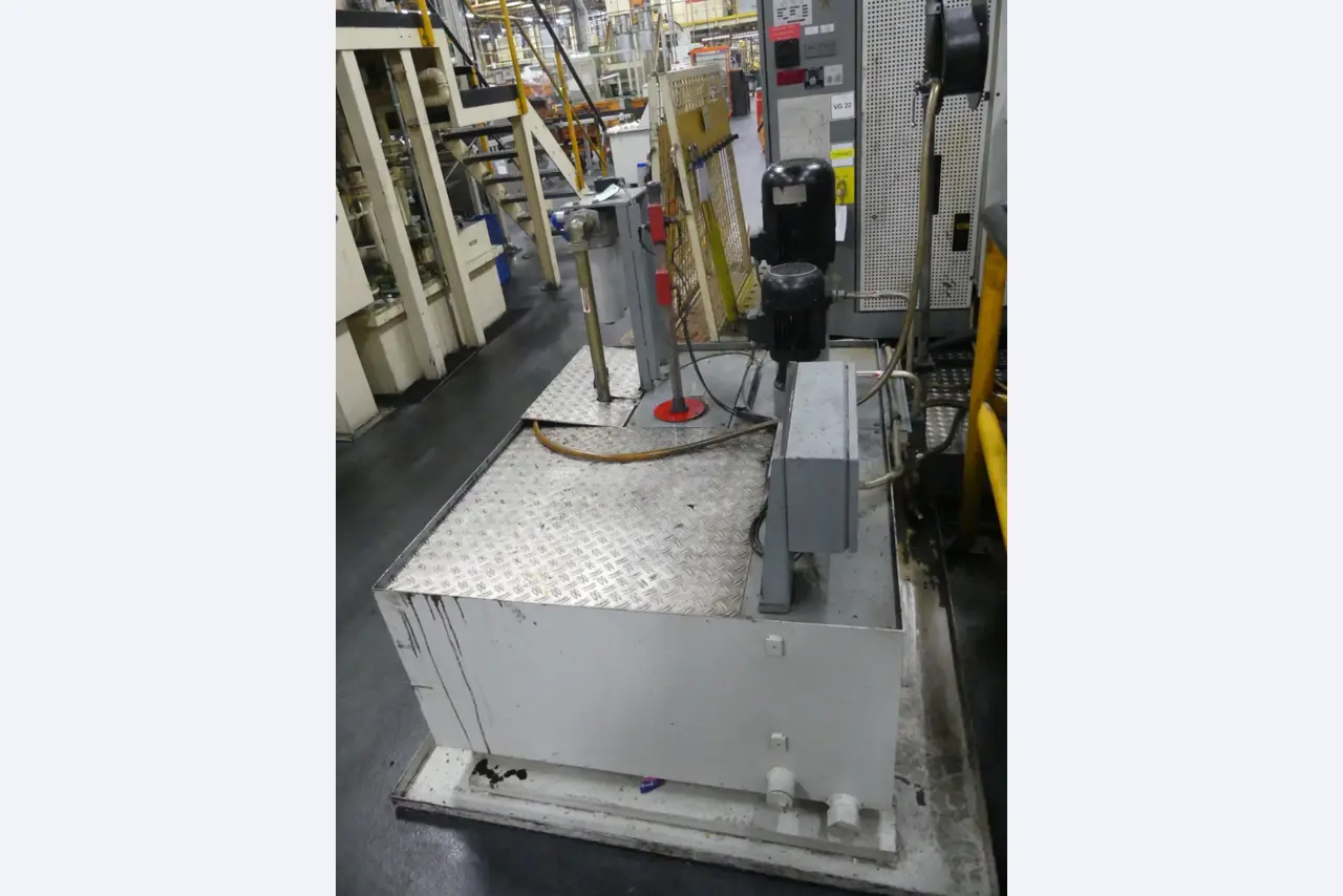 Centres d'usinage, machines d'usinage des métaux et lignes de production de l'industrie automobile-4