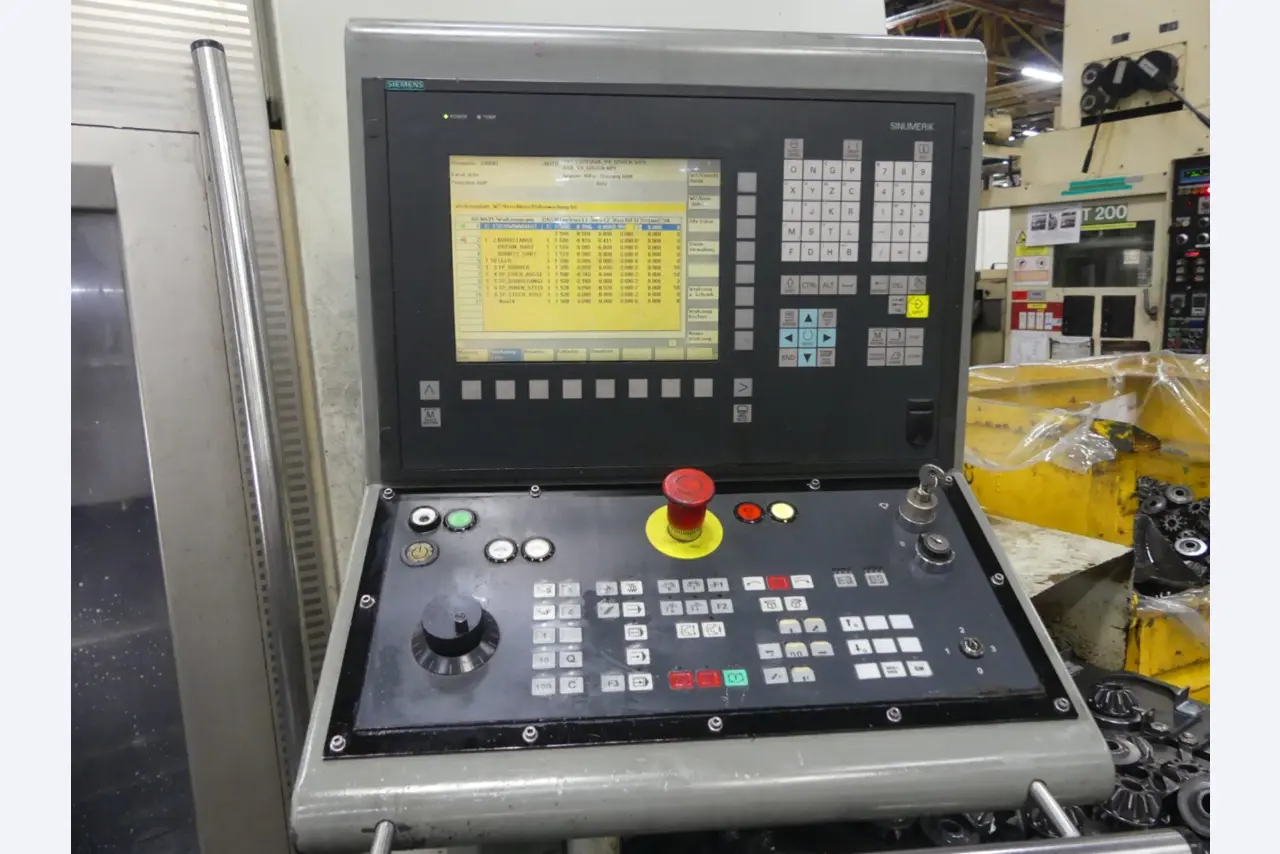 Centres d'usinage, machines d'usinage des métaux et lignes de production de l'industrie automobile-3