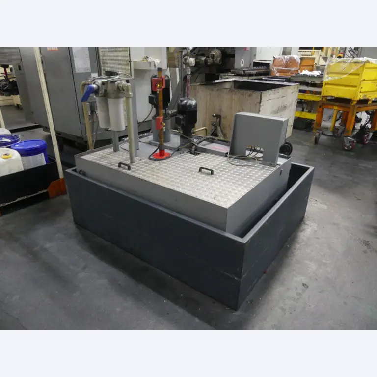 Centres d'usinage, machines d'usinage des métaux et lignes de production de l'industrie automobile-6