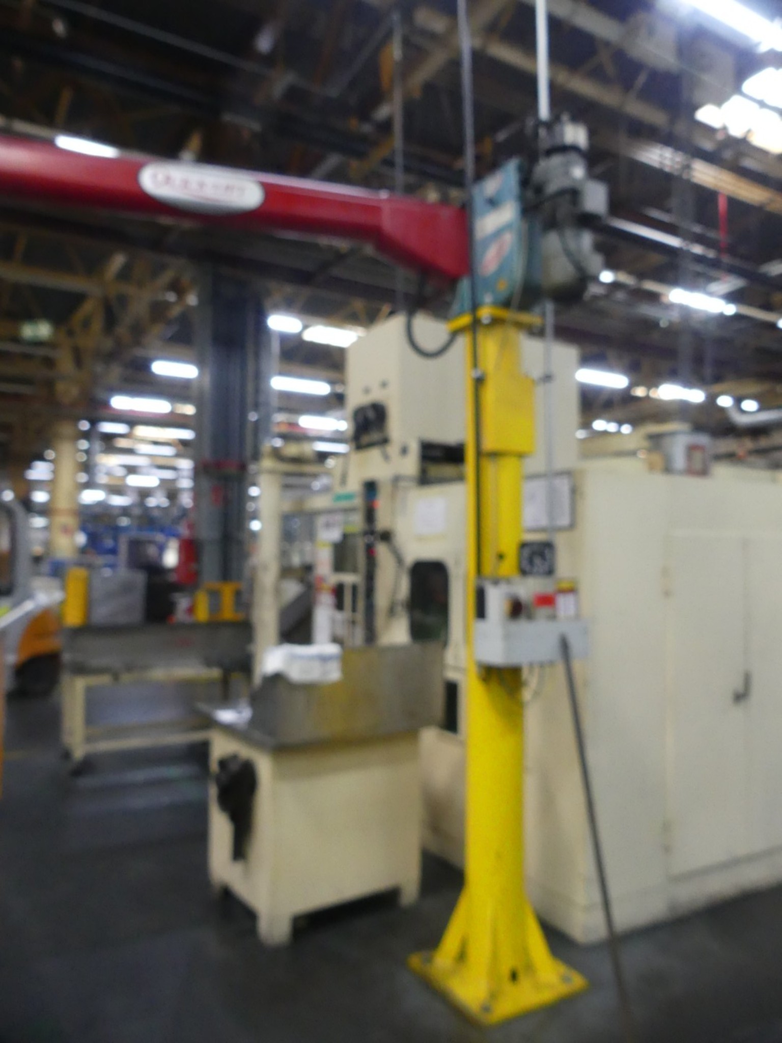 Machining centers, metalworking machines and production lines from the automotive industry-1