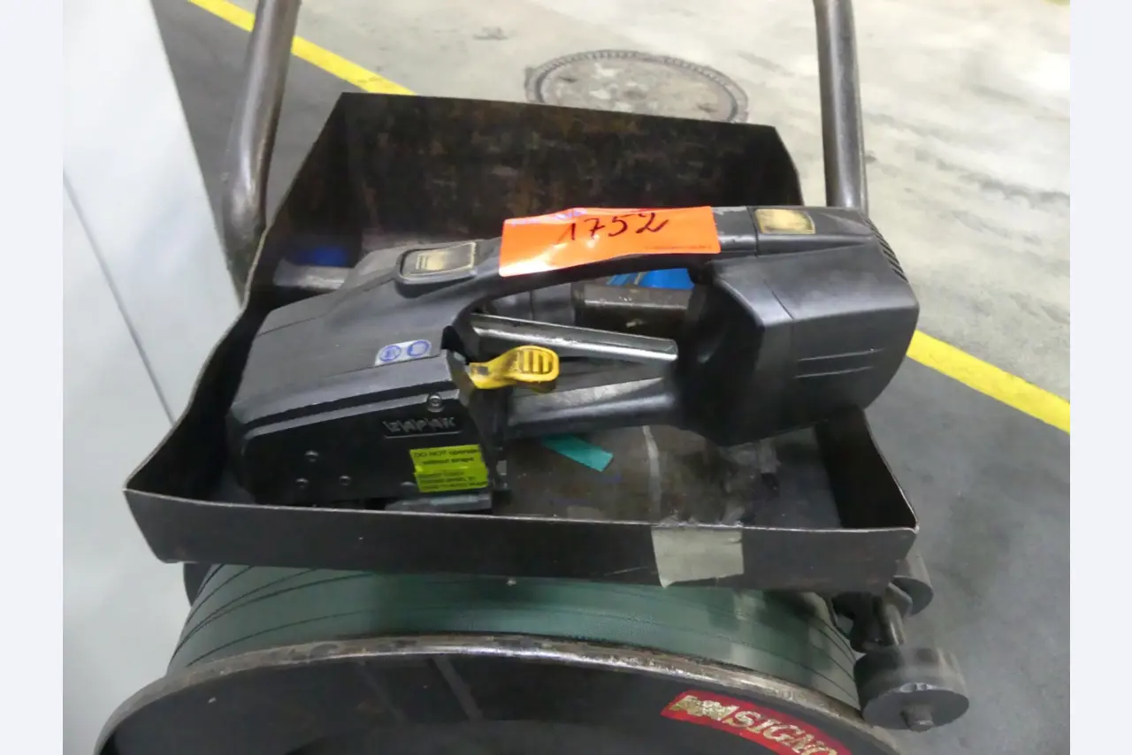 Centra obróbcze, maszyny do obróbki metalu i linie produkcyjne z branży motoryzacyjnej-1