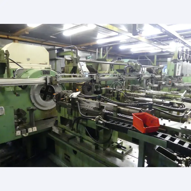 Centros de mecanizado, máquinas para trabajar el metal y líneas de producción de la industria del automóvil-12