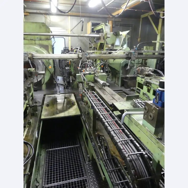 Centros de mecanizado, máquinas para trabajar el metal y líneas de producción de la industria del automóvil-10