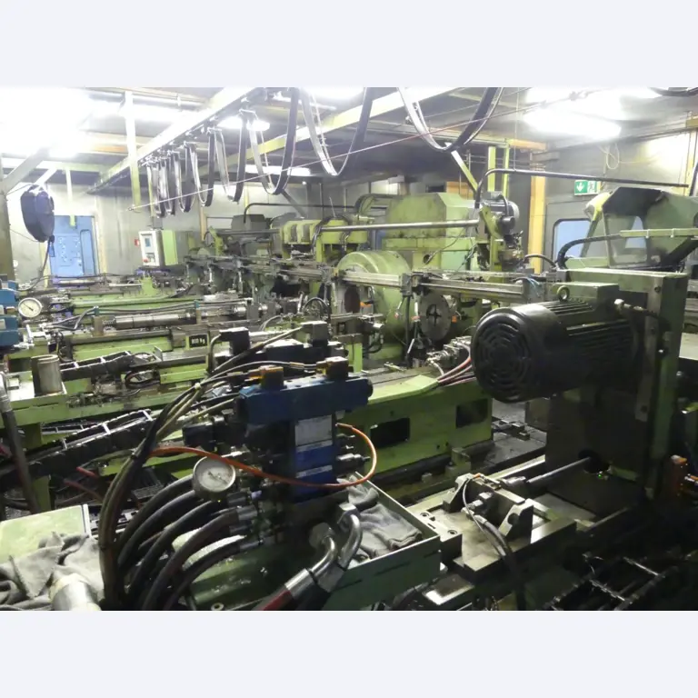 Centros de mecanizado, máquinas para trabajar el metal y líneas de producción de la industria del automóvil-14
