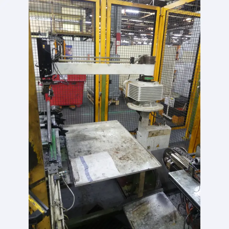 Centra obróbcze, maszyny do obróbki metalu i linie produkcyjne z branży motoryzacyjnej-1