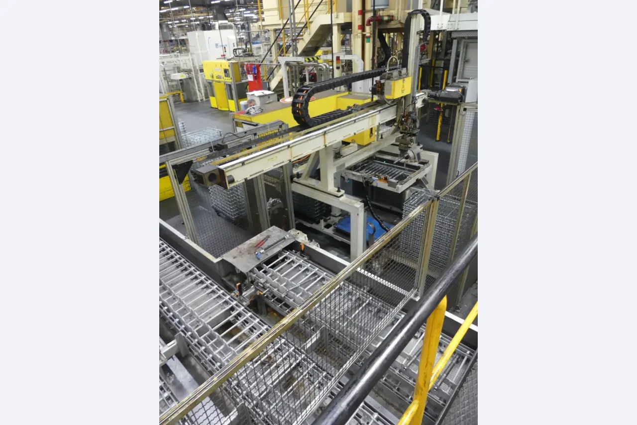 Centra obróbcze, maszyny do obróbki metalu i linie produkcyjne z branży motoryzacyjnej-11