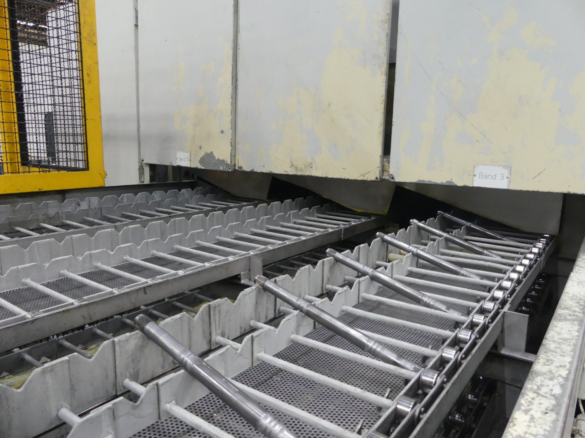 Centra obróbcze, maszyny do obróbki metalu i linie produkcyjne z branży motoryzacyjnej-3