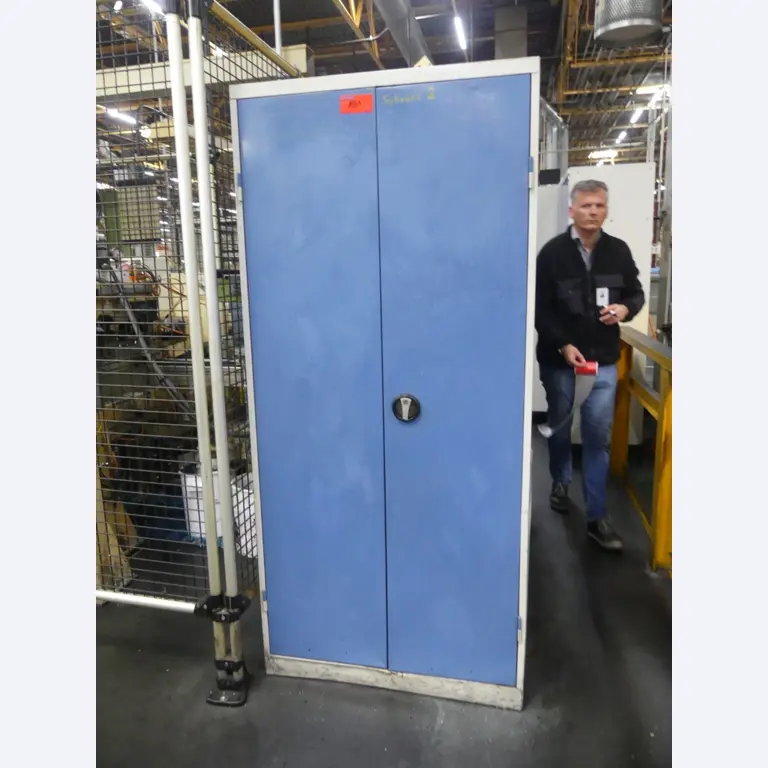 Bearbeitungszentren, metallbearbeitende Maschinen und Produktionslinen aus der Automobilindustrie-1