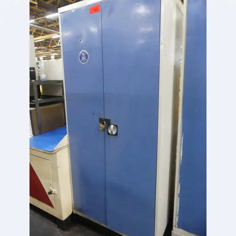 Bearbeitungszentren, metallbearbeitende Maschinen und Produktionslinen aus der Automobilindustrie-3