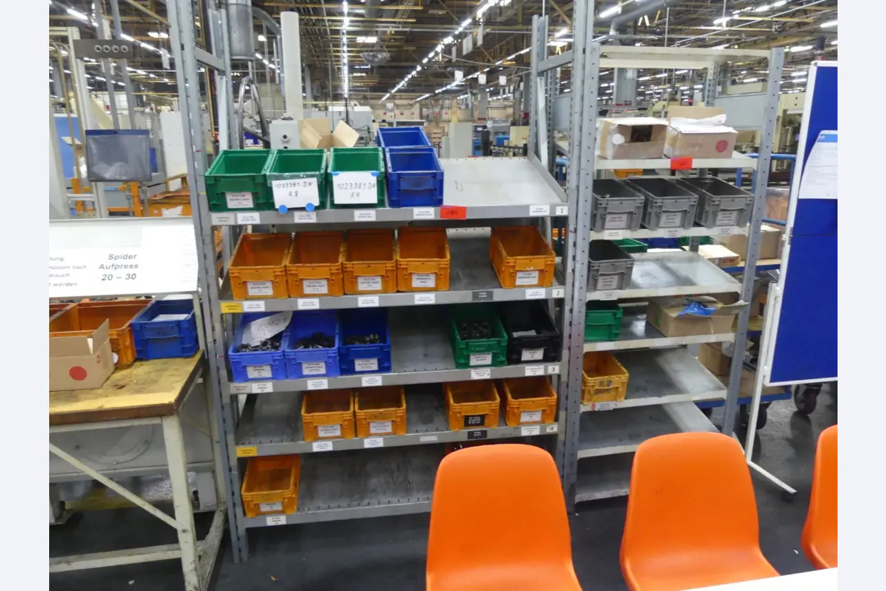Centra obróbcze, maszyny do obróbki metalu i linie produkcyjne z branży motoryzacyjnej-1